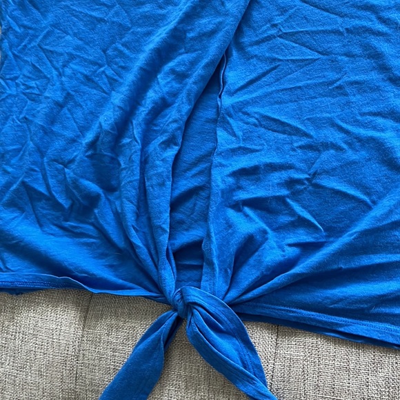 Aerie CropTop with Keyhole Back - Picture 4 of 4